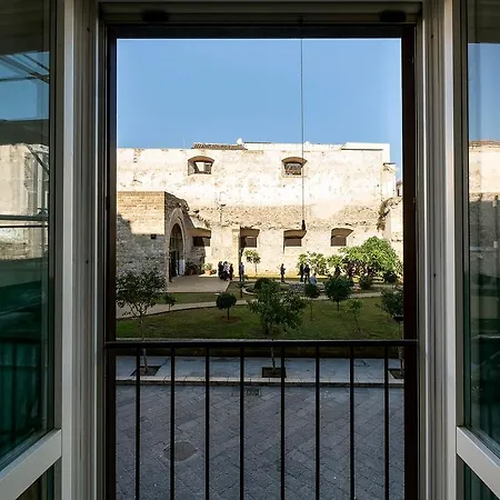 アパート Cassari Upartments