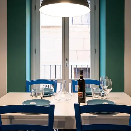 アパート Cassari Upartments *